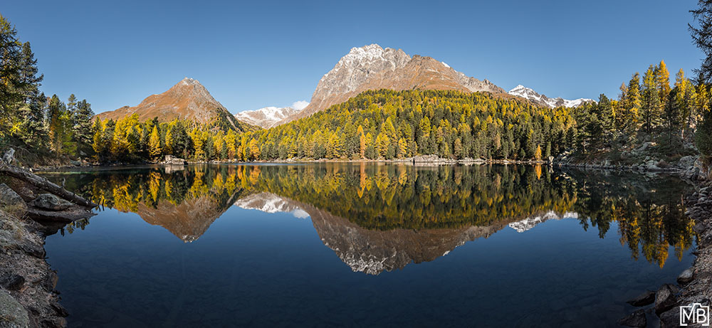 Panorama Spiegelung Lago di Saoseo Oberengadin Puschlav Engadin Graubünden Schweiz